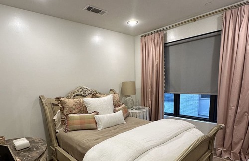 Park Cities House | Stunning Modern/Safe/Clean... 4 bed 4.5 bath 3700sq ft . Pool & game room.