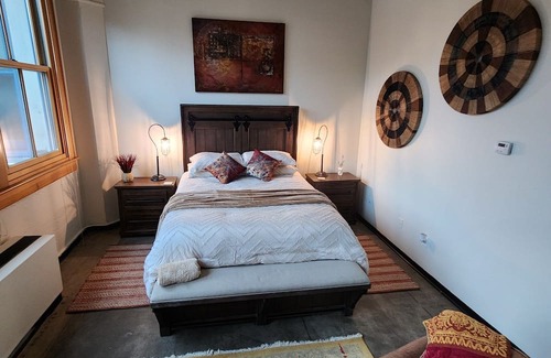 Pearl District Apartment | Beautiful Pearl District Vibe - Downtown Portland