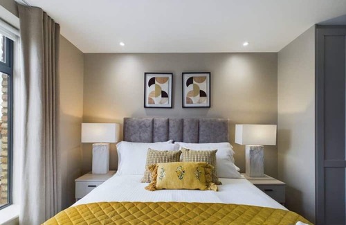 Belfast Apartment | Luxury Lisburn Road apartment: Belfast's finest with top-notch furnishings