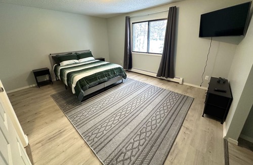 Spenard Apartment | 2 br 1 ba 4-Plex Apt Near Airport
