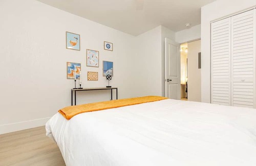Tampa Apartment | Tampa Bay Bliss: 1 BR + Washer | Dryer & Wi-Fi 8 |