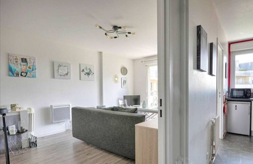 Chatillon Apartment | Homerez - Nice appartement for 4 ppl. with balcony at Châtillon