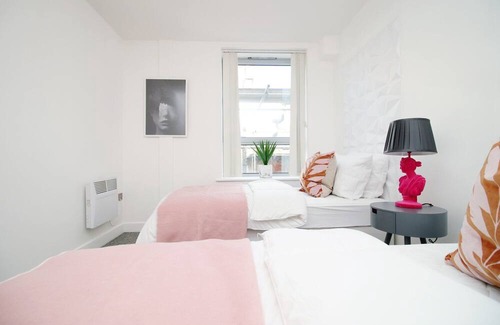 Bristol Old City Apartment | City centre | Free Parking