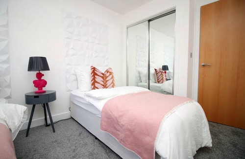 Bristol Old City Apartment | City centre | Free Parking