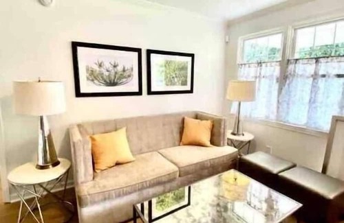 Warner Robins House | Cool Duplex "A" for Mid to Long Stays