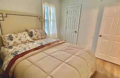 Warner Robins House | Cool Duplex "A" for Mid to Long Stays