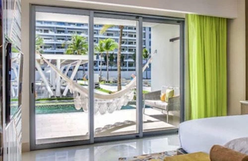 Playa Mujeres Hotel | Garza Blanca Resort & Spa Cancun