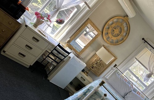 Pittsburgh Apartment | Highland Park Pittsburgh