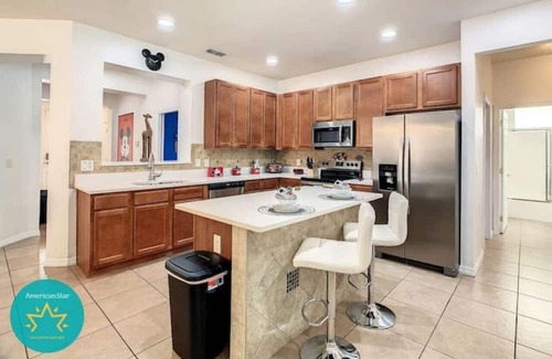 Bellavida House | 4BD| Near Disney| Private Pool & Hot Tub