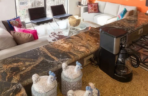Romantic Zone Condo | Breathtaking 360 Degree Views. Private, Elegant, Romantic Zone Penthouse