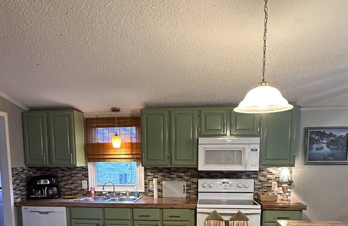 Johnson City Other | Quiet-Cozy House in Mnts in Johnson City, TN