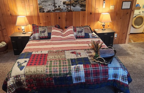 Mariposa House | Yosemite Nest: Refreshed Vintage Retreat conveniently located near Yosemite NP