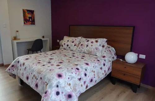 La Paz Apartment | Maison lapinou - CUARTO MORADO