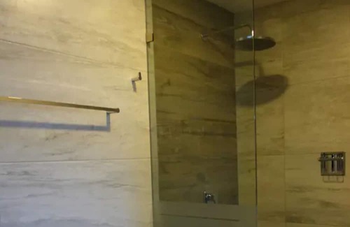 La Paz Apartment | Maison Lapinou - CUARTO NARANJA