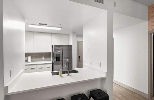 Charlotte Center City Apartment | Pink Apt - Walk Everywhere!