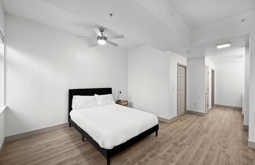 Charlotte Center City Apartment | Brick Loft - Walk Everywhere!