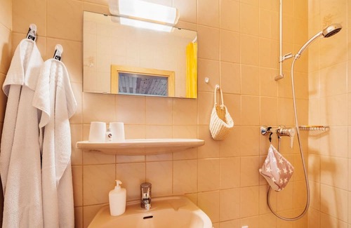 Braunlage Apartment | Theo's Bähnli - Ferienwohnung "theo`s Bähnli" - Helle Geräumige Wohnung mit Platz für 11 Personen