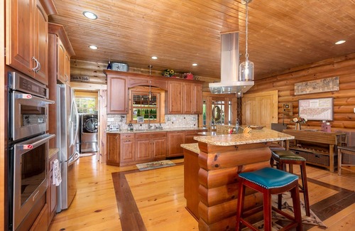 Franklin Cabin | A Little "Peace" of Paradise A Log House on a Rural Franklin Farm