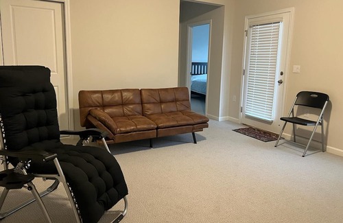 East Raleigh Apartment | Studio Apartment