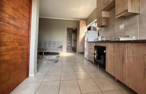 Maseru House | Qiloane Court: 3 Bed Apartment