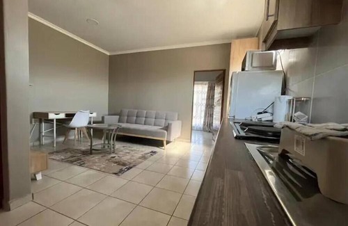 Maseru House | Qiloane Court: 3 Bed Apartment