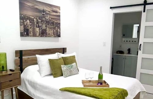 West Park Apartment | 1 Bedroom 789290 by Houzlet