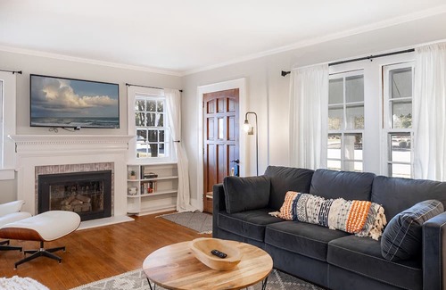 Swansboro House | Black Swan, Mainland House in Swansboro, NC!