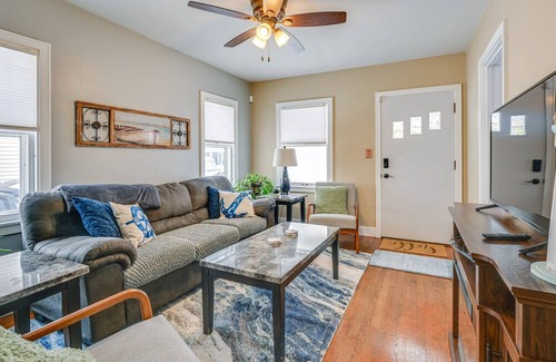 Wausau Cottage | Cozy Wausau Home w/ Fireplace & Hot Tub Access