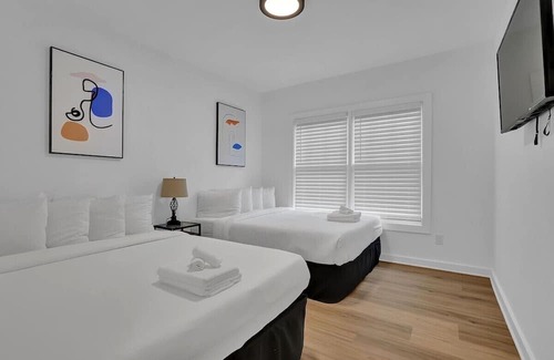 Collier Heights House | This house is a 4 bedroom(s), 3 bathrooms, located in Atlanta, GA.