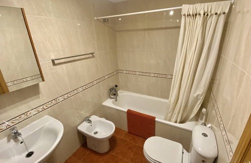 Molinos de Duero Apartment | Apartamento Turístico Los Robles en Molinos de Duero. 6 Personas