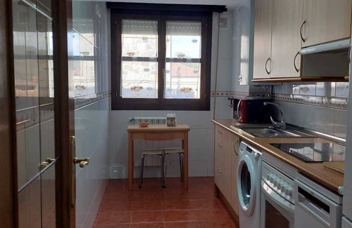 Molinos de Duero Apartment | Apartamento Turístico Los Robles en Molinos de Duero. 6 Personas