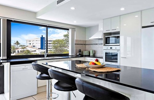 Urangan Apartment | Welcome to 'Ospreys at the Pier