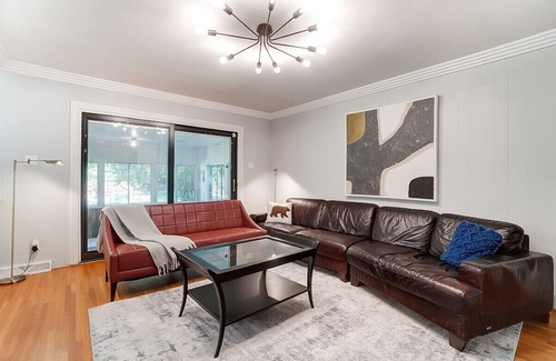 Ashbrook - Clawson Village House | Uptown Retreat | King Suite w/ Hot Tub & Fire Pit!