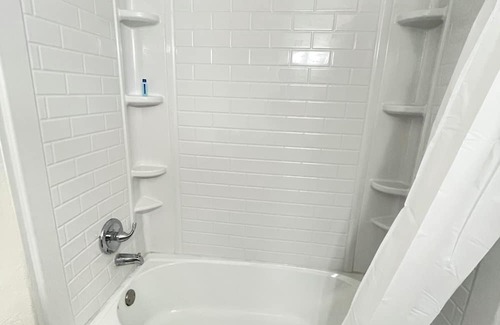 Gainesville Hotel | Georgianna Motel