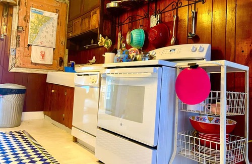 Savannah Beach House | Tybee Beachhouse, heated POOL, EV Charger,HotTub,Park 2 vehicles Free,Pets OK,5P