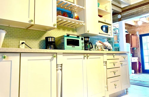 Savannah Beach House | Tybee Beachhouse, heated POOL, EV Charger,HotTub,Park 2 vehicles Free,Pets OK,5P
