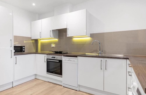 Stockwell Apartment | Garden Flat in Central London