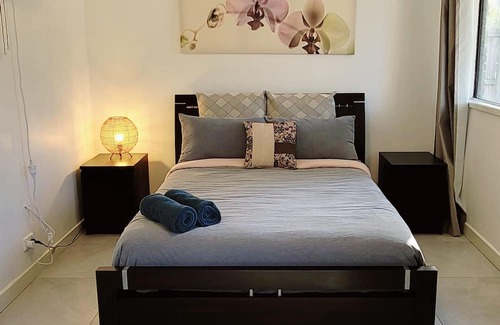 Slacks Creek Apartment | Entire Ground Level Of A Double Storey Home