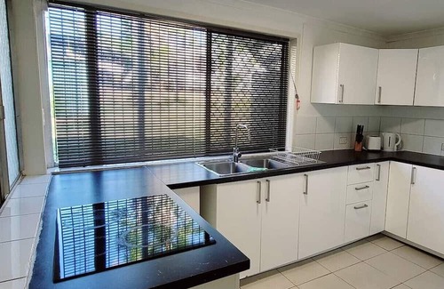 Slacks Creek Apartment | Entire Ground Level Of A Double Storey Home