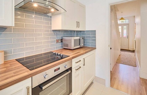 Margate House | Host & Stay | Grosvenor Hill