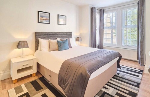 Margate House | Host & Stay | Grosvenor Hill