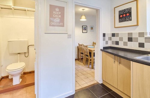 Canterbury House | Host & Stay | Prospect Place