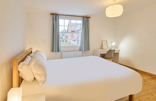 Canterbury House | Host & Stay | New Street