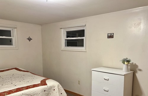 Warren Apartment | Spacious 2 bedroom apartment
