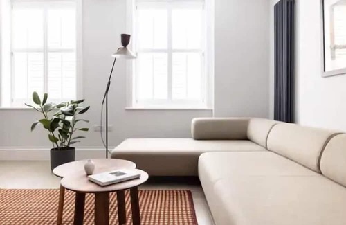 St Luke's Apartment | 1-Bed Apartment in Central London