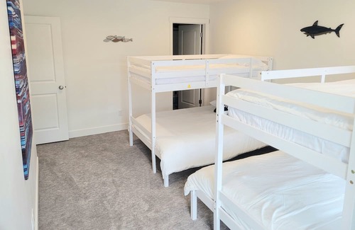Garden City House | The Perfect Family Retreat! Brand new huge townhome!