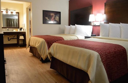 Sacramento Hotel | Sacramento Inn & Suites