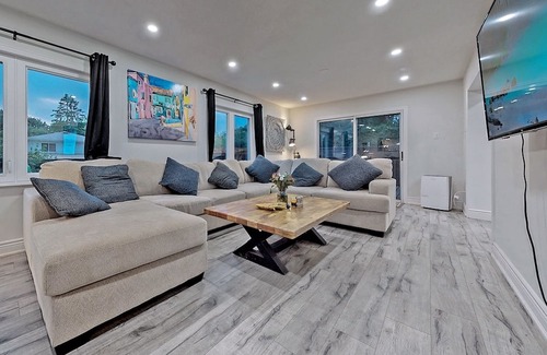 Aurora House | Family Oasis with Private Pool