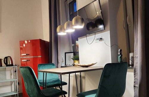 Heidhausen Apartment | Apartment 'Deluxe Apartement' with Wi-Fi