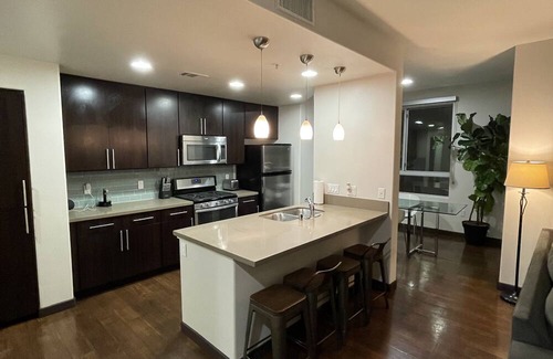 View Park-Windsor Hills Condo | Upscale Hollywood 2 Bed 2 Bath + Large Balcony+1222 N La Brea Ave West Hollywood